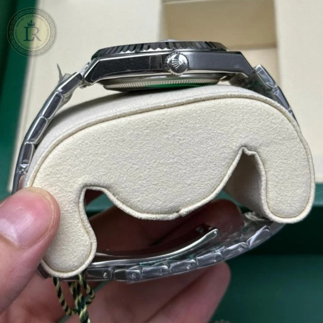 Rolex Land-Dweller bleu glacier 36mm unisexe