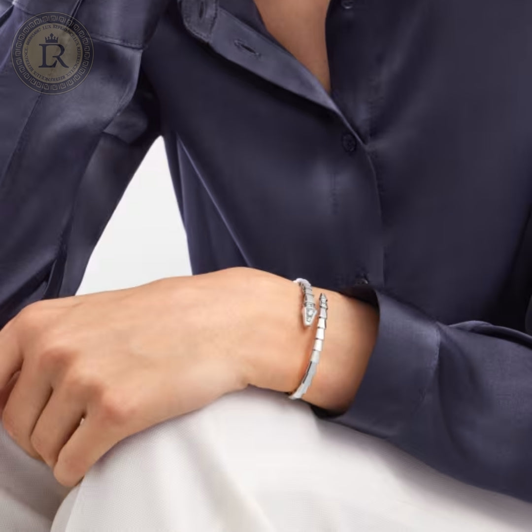 Bracelet Bvlgari Serpenti Viper, Semi diamonds, or blanc