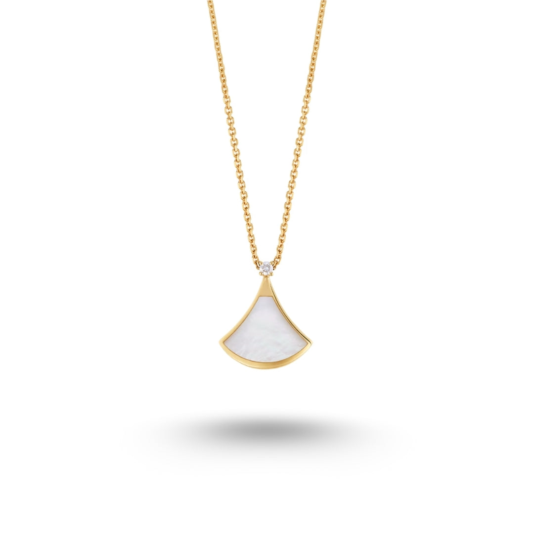 Collier Bvlgari Divas’ Dream Nacre, or jaune