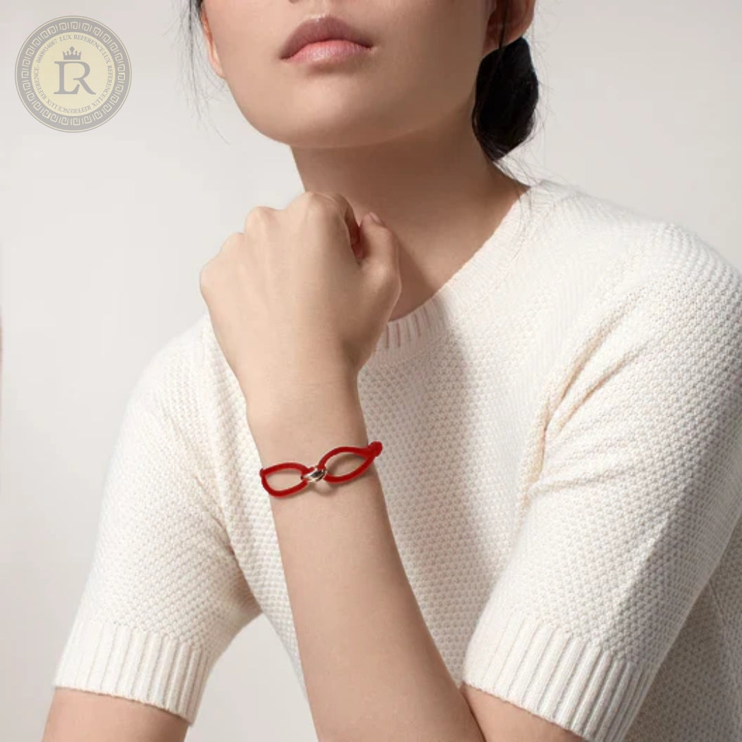 Bracelet Cartier Trinity, Cordon rouge