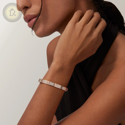 Bracelet Cartier LOVE pavé, Or rose, diamants