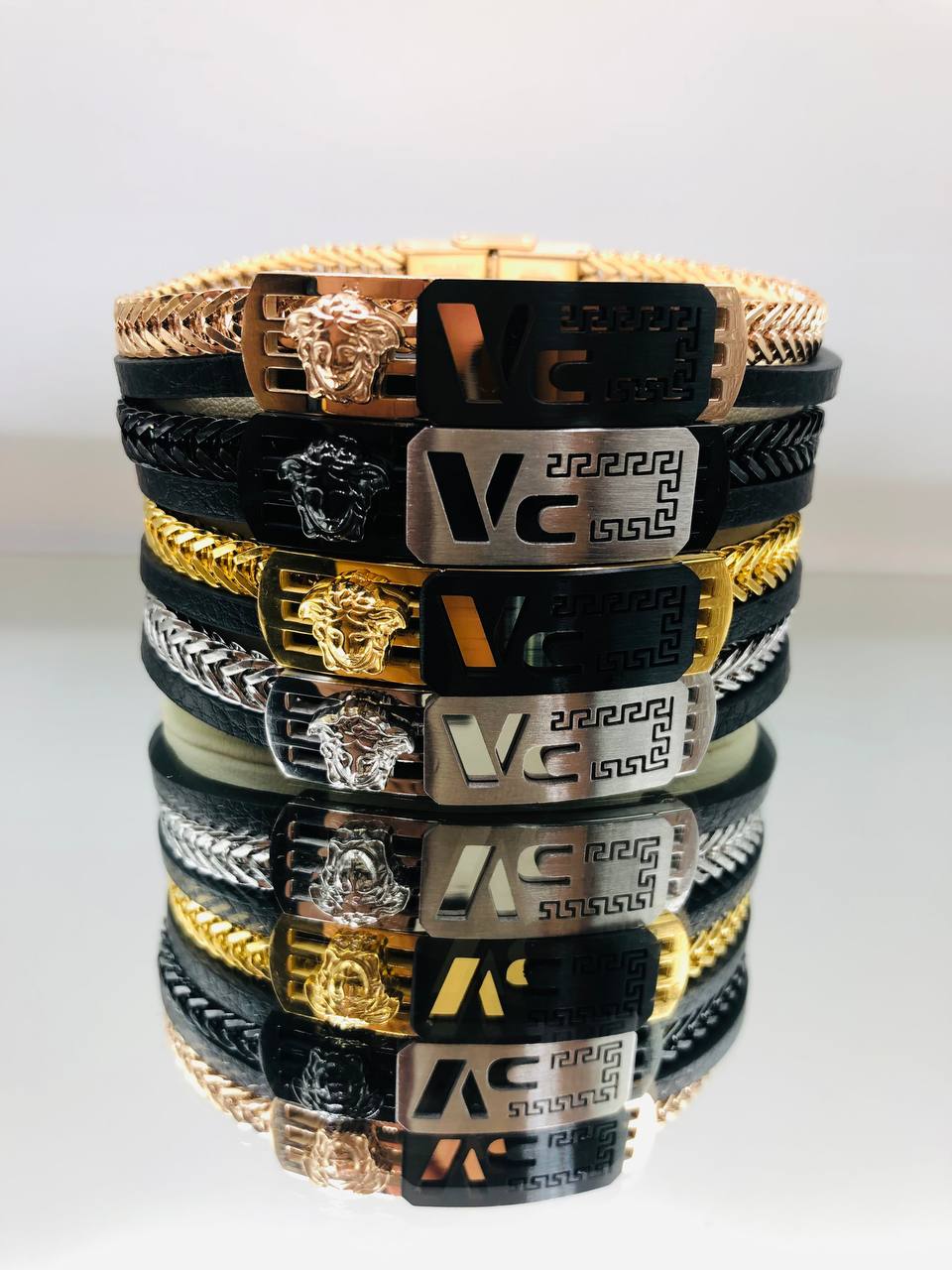 Bracelet homme cuir/acier VERSACE