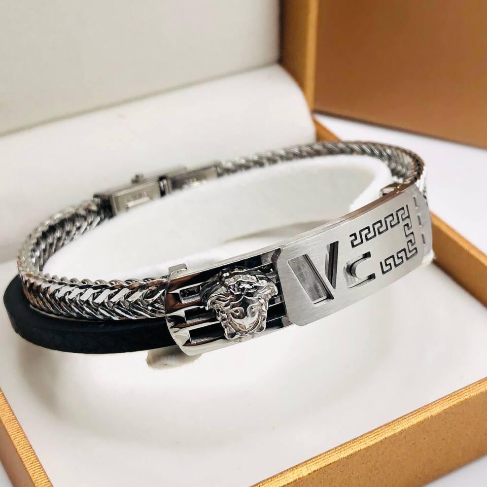 Bracelet homme cuir/acier VERSACE