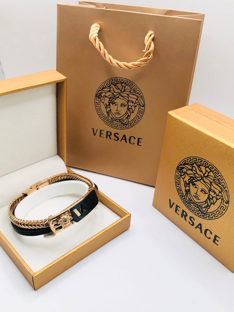 Bracelet homme cuir/acier VERSACE