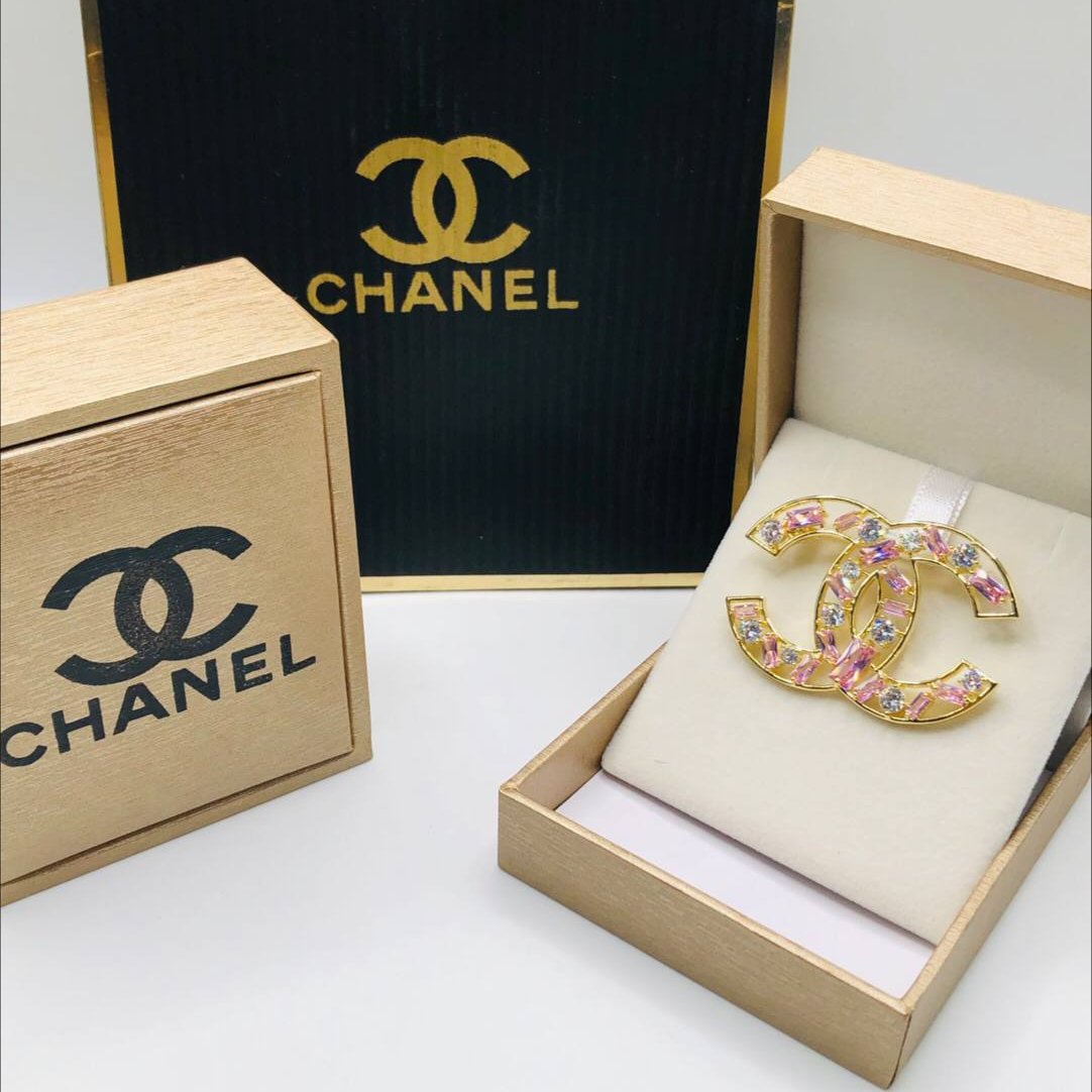 Broche doré CHANEL