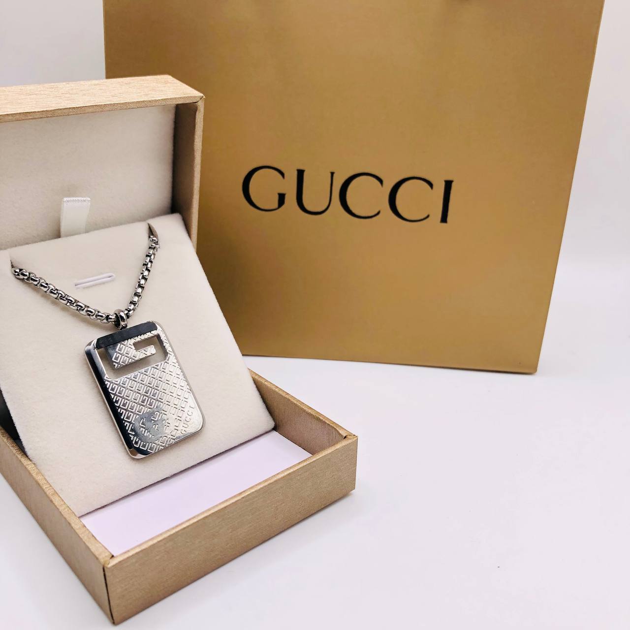 Collier homme acier  GUCCI