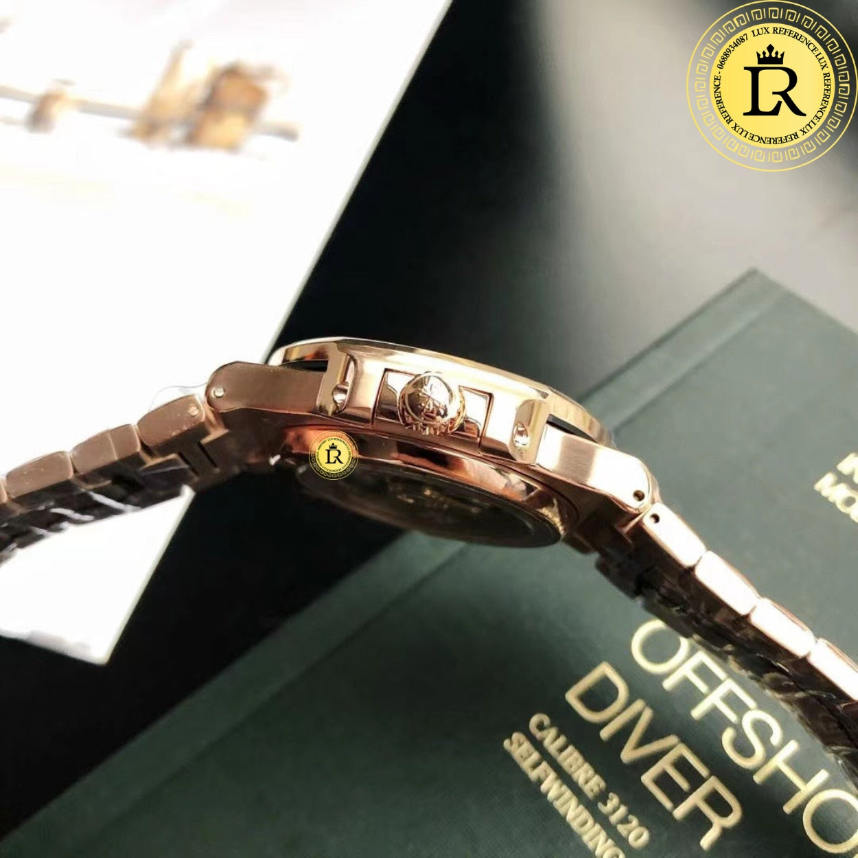 Nautilus Jumbo 5711/1R White Dial