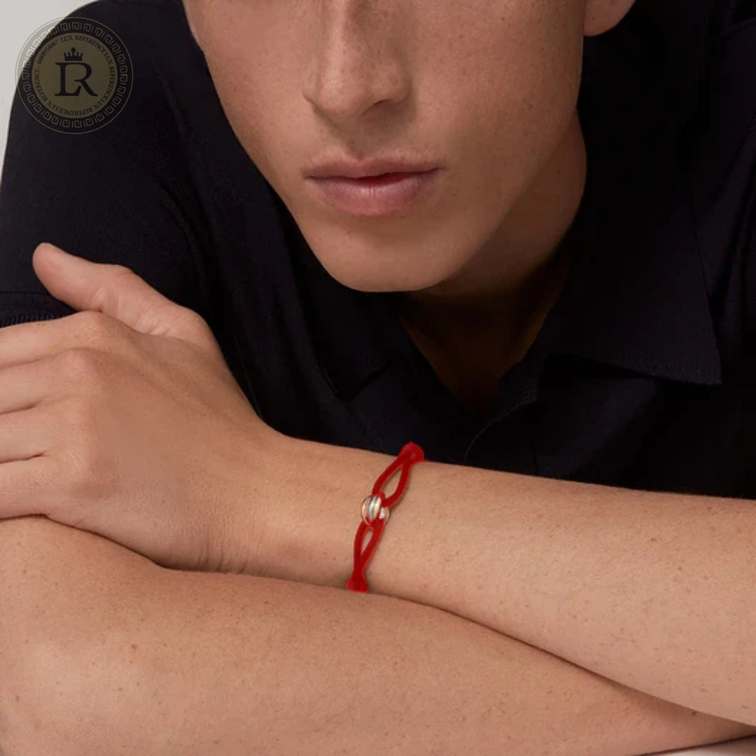 Bracelet Cartier Trinity, Cordon rouge