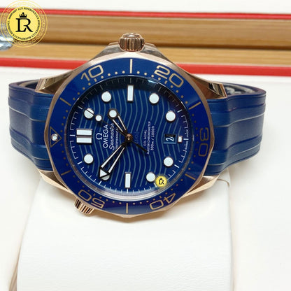 Omega Diver  Chronometer 42 mm Sedna Gold