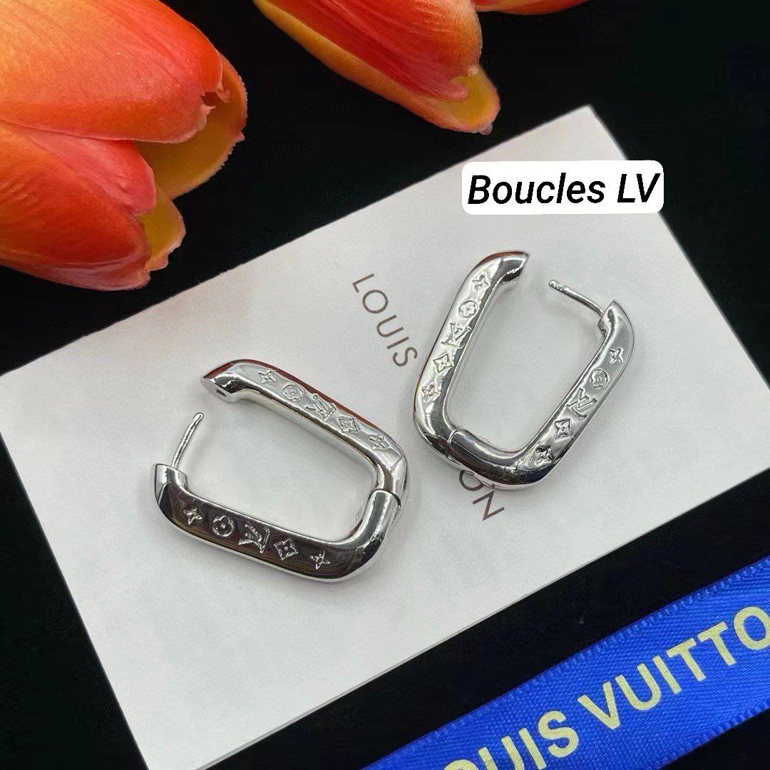 Boucles d'oreilles LOUIS VUITTON