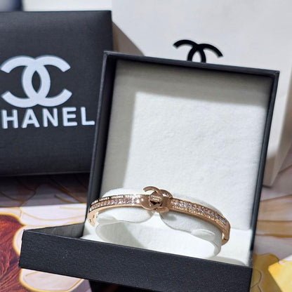 Bracelet femme acier CHANEL strass