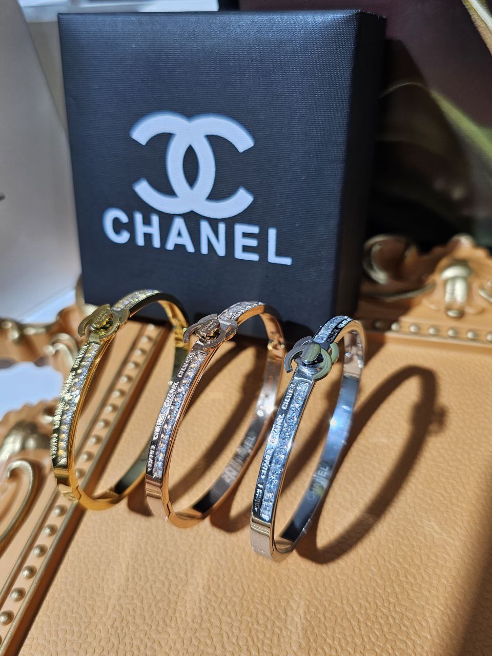 Bracelet femme acier CHANEL strass